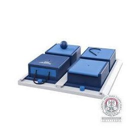   Trixie Dog Activity Poker Box - interaktív játék (level 2) kutyák részére (31x31cm)